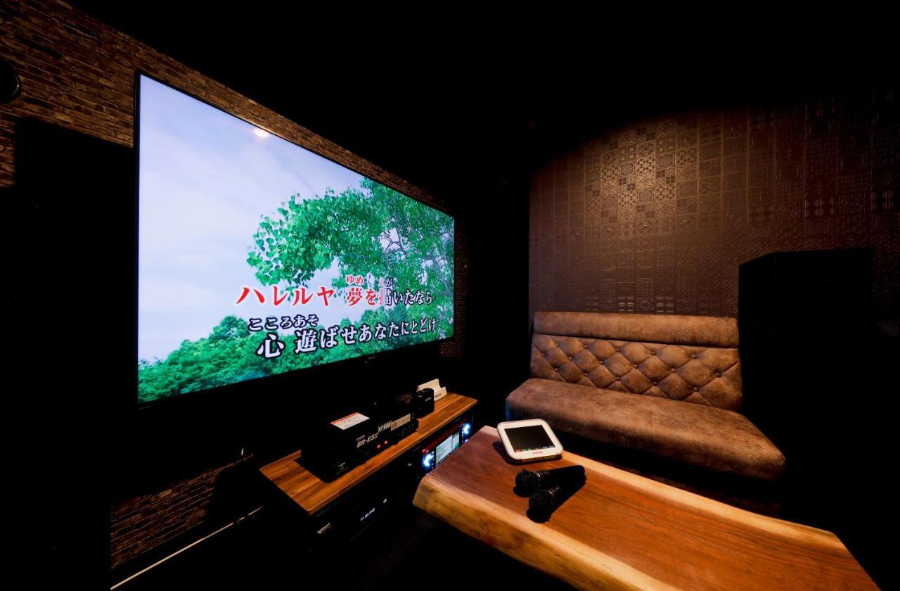 Holiday home 暖炉之宿 コンセプトハウス星田 Katano